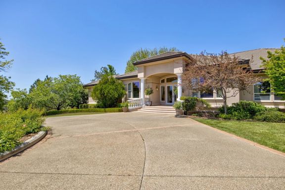 Granite Ridge Vineyard &amp; Estate