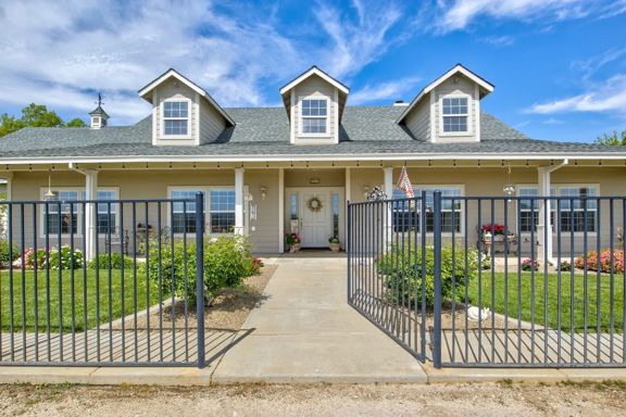 Rolling Oaks Ranch