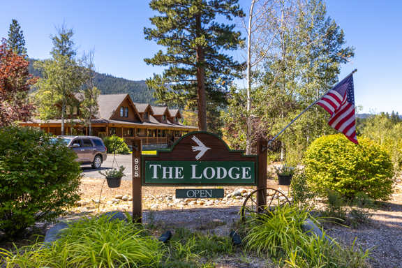 The Lodge at Whitehawk Ranch