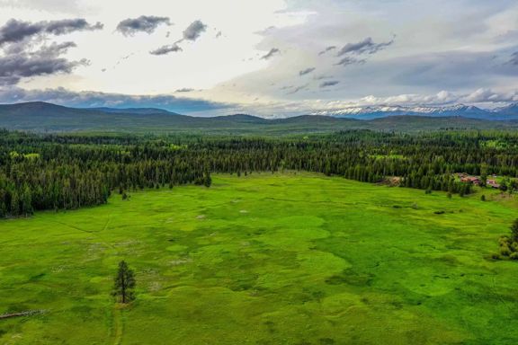 Grey Wolf Guest Ranch