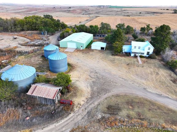 1,220-Acre Farm/Ranch in Frontier County, NE