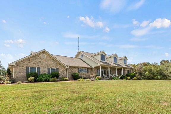 80-Acre Custom Home in Mena, AR - Perfect for Hors