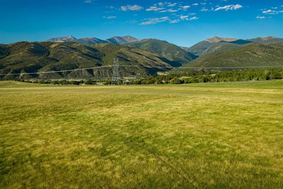 Cattle & Hunting Ranch in Salida, Colorado for