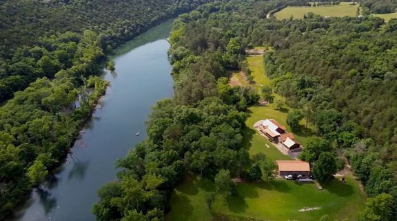 Riverfront Retreat in Eureka Springs, Arkansas for