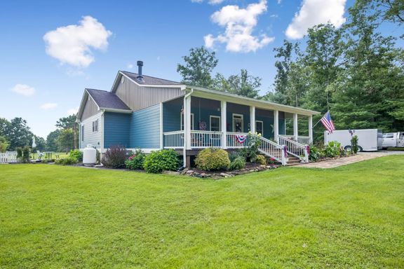 120-Acre Working Cattle Farm in Fentress County, T