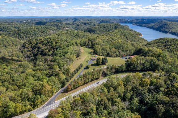 87 Acres of Land for Sale in Silver Point, TN