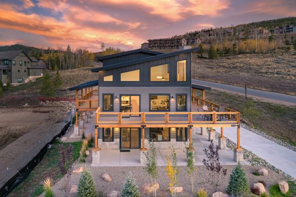 Luxury Ski Home in the Colorado Mountains for Sale