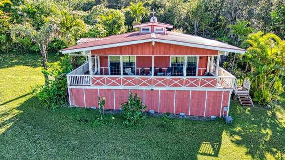 7.1 Acre Oceanview Farm in Hawaii!