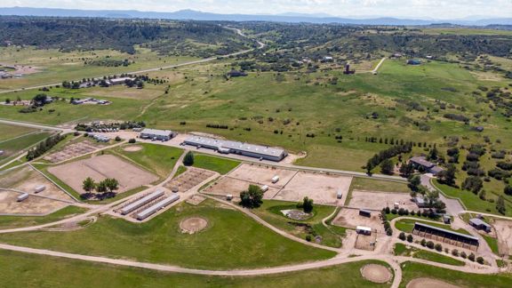 Castlewood Equestrian Center