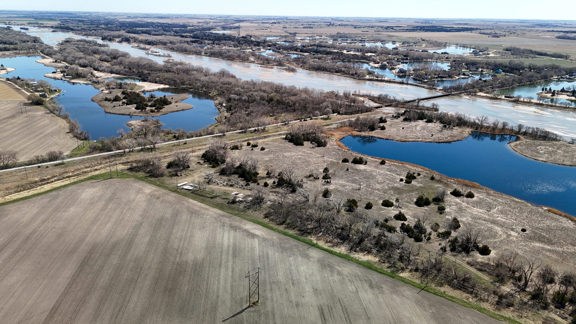 Platte River Frontage & Sandpits-Central City, NE