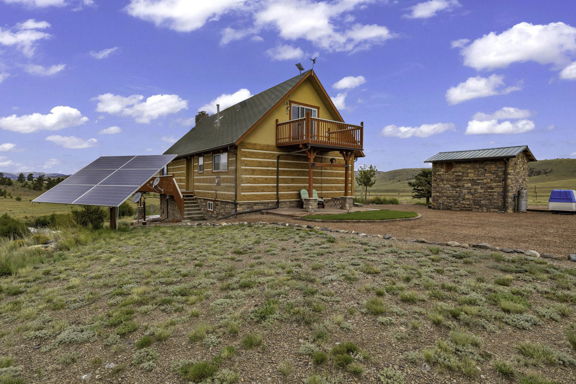 Lost Stirrup Lodge and Cabins