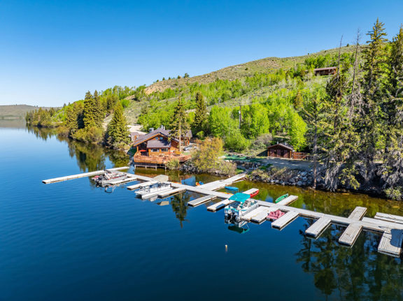 Half Moon Lake Lodge