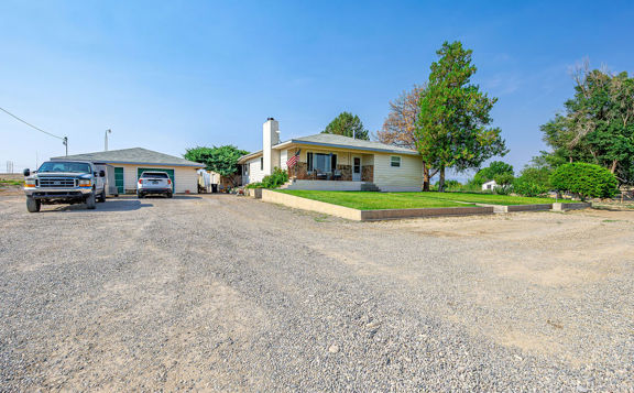 Your Slice of Palisade Paradise