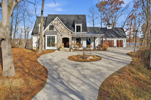 Hoisington Lake – Hidden Shores Drive