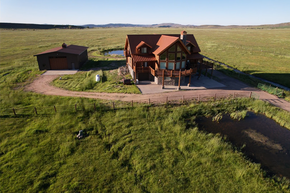 Whispering Plains Estate