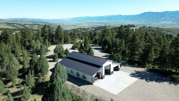 Turn-Key Mountain Property with Shop House and Bui