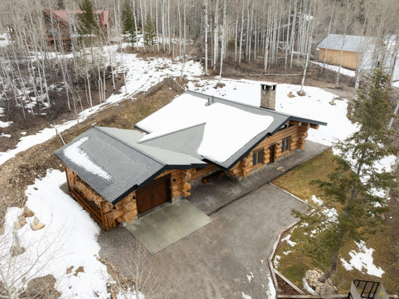 Log Home in Star Valley Ranch