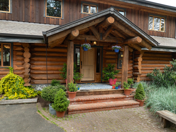 2023 State Rd, Mosier OR 97040