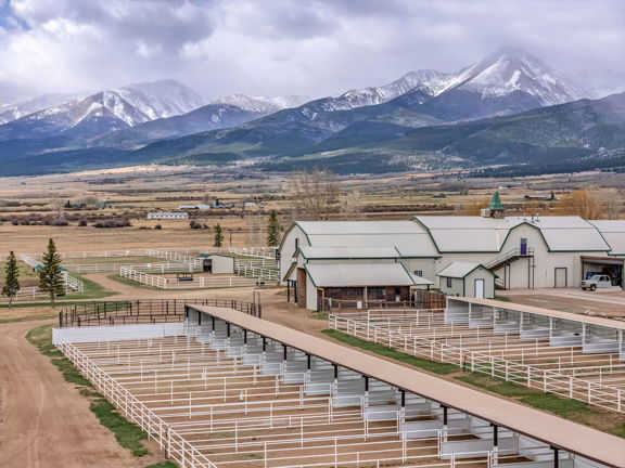 A Painted View Ranch