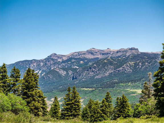 Chromo Mountain Elk, Land and Cattle Ranch