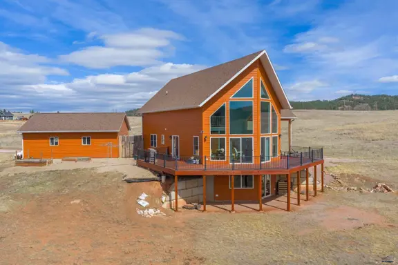 12589 Red Dirt Rd, Hot Springs SD