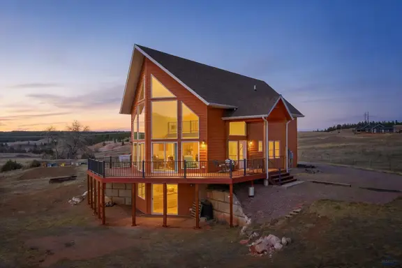12589 Red Dirt Rd, Hot Springs SD